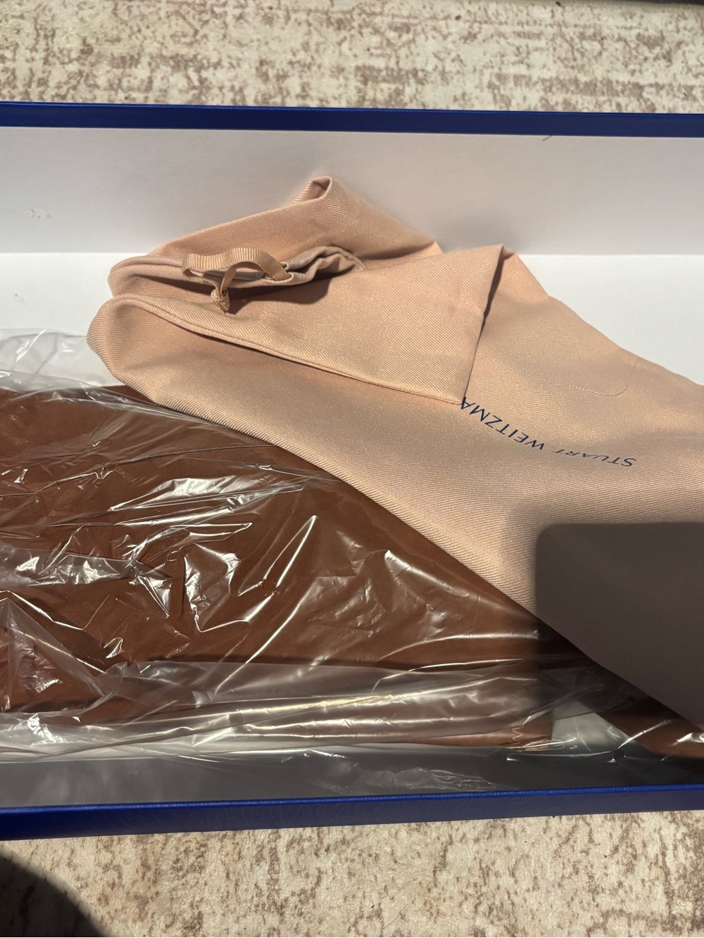Stuart Weitzman Cobalt Blue Shoe Box with Gold Logo - Picture 4 of 6